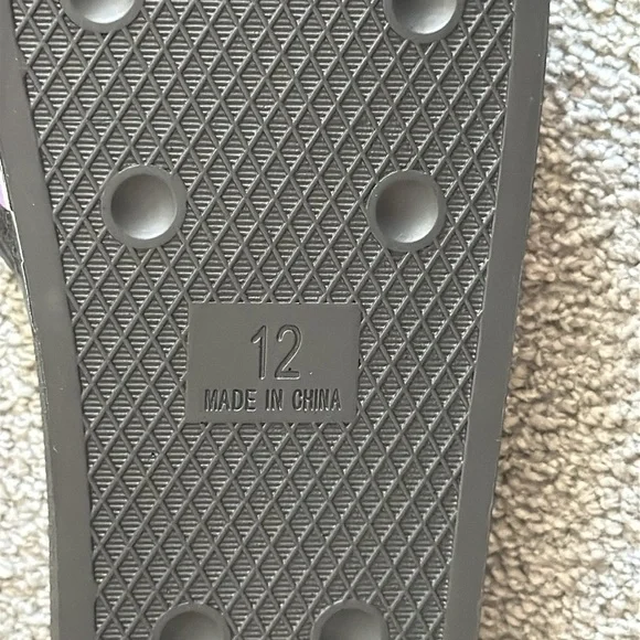 Adidas Adilette Pride Colorful Slide Sandals. Multi-Color. Size 12 - Picture 6 of 11